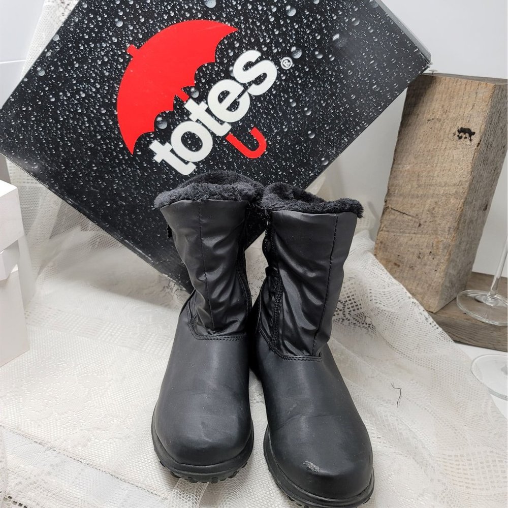 Totes Womens Winter Size 7 M Style Kim